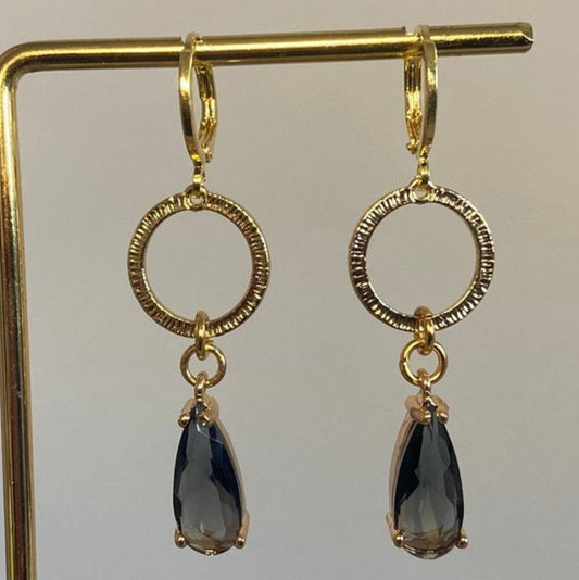 Handgemaakte 14k vergulde Lellebel oorbellen genaamd "Druppel Mir" in grijs