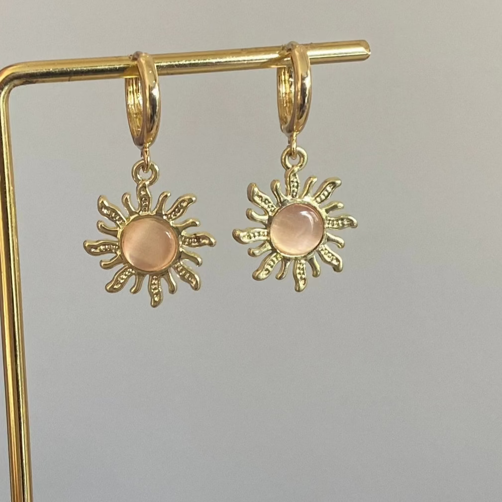 Vergulde gouden 14K Oorbellen Earparty met Catseye steen