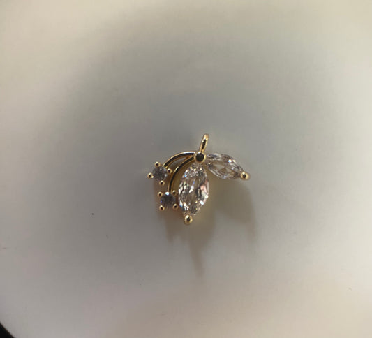 Esdoorn zirkonia hanger in wit transparant tinten