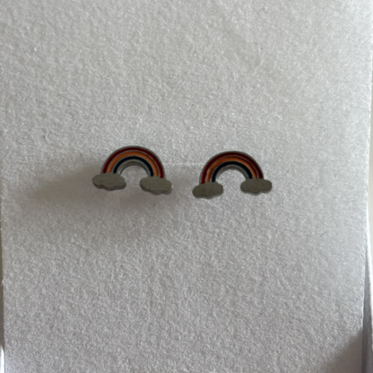Hypoallergene stainless steel kinderoorbellen Eefje voorzien van afgevlakte dopjes tegen prikkende pinnetjes.