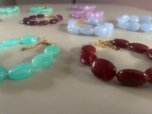 Verstelbare armbanden van acryl kralen met 14K vergulde sluiting