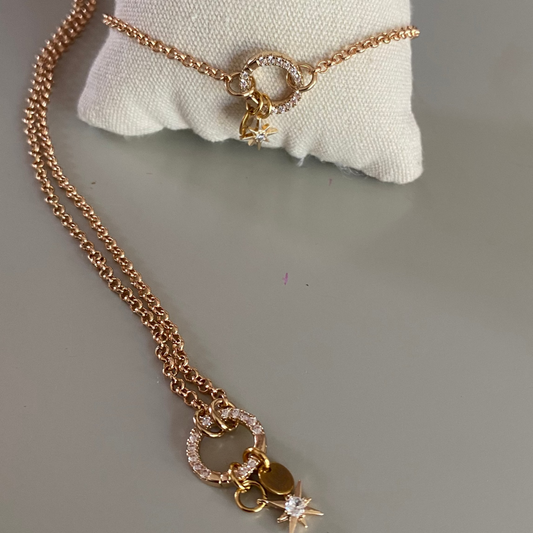 Hypoallergeen titanium sieradenset met 14k vergulde ketting en armband, voorzien van verwisselbare bedels