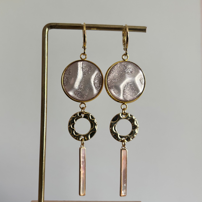 roze disc, gouden cirkel, shell staafje
