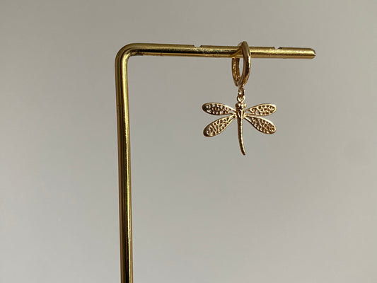 14K vergulde handgemaakte earparty oorbel met 14K vergulde libelle bedel